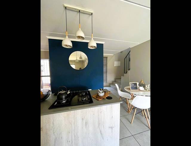 3 BEDROOM TOWNHOUSE FOR SALE IN AMBERFIELD